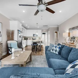  Holiday home Driftwood Townhomes #8